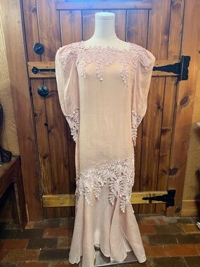 Vintage Palest pink mermaid style maxi dress size 7 Junior or Small Women.